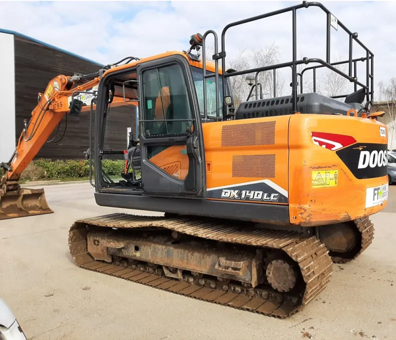14T Excavator Doosan DX140LC 2022